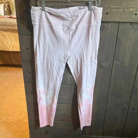 Lou & Grey XL Pink Tie-Dye Lounge Set (3 pieces) - Picture 4 of 6